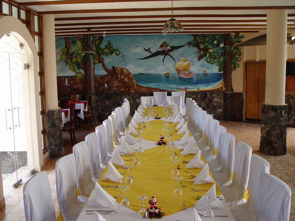 Grand Hotel Lobo De Mar Puerto Ayora  Buitenkant foto