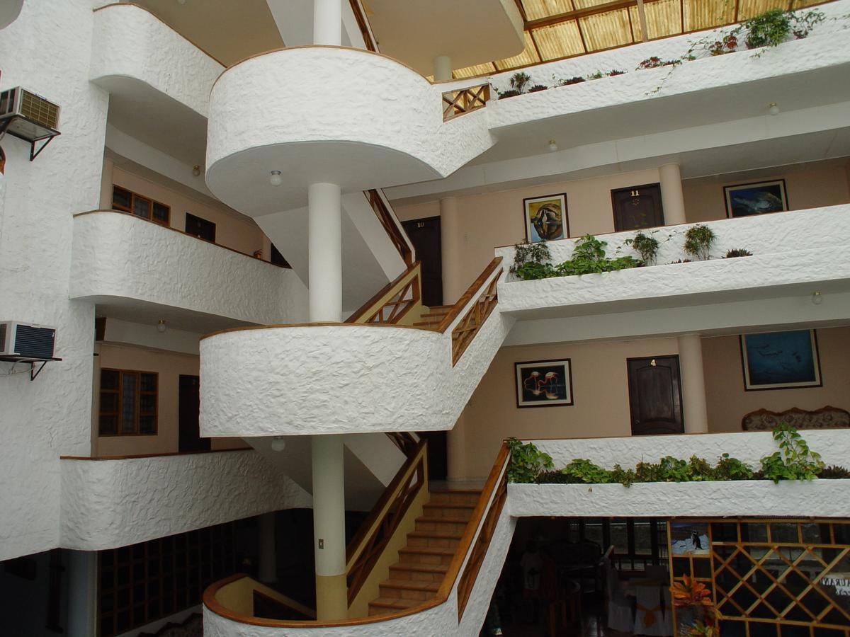 Grand Hotel Lobo De Mar Puerto Ayora  Buitenkant foto