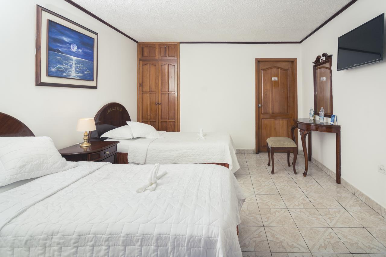 Grand Hotel Lobo De Mar Puerto Ayora  Buitenkant foto