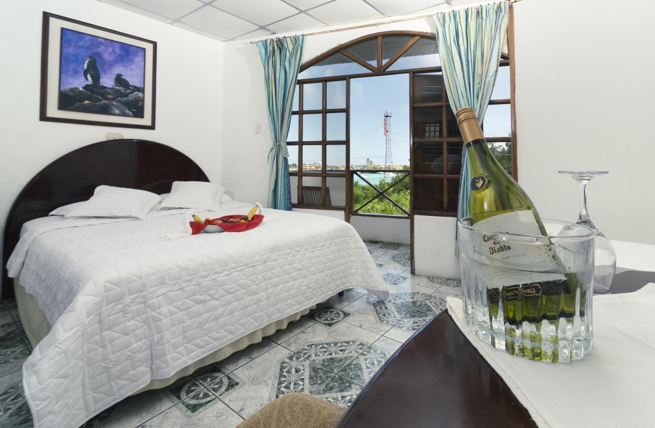 Grand Hotel Lobo De Mar Puerto Ayora  Buitenkant foto