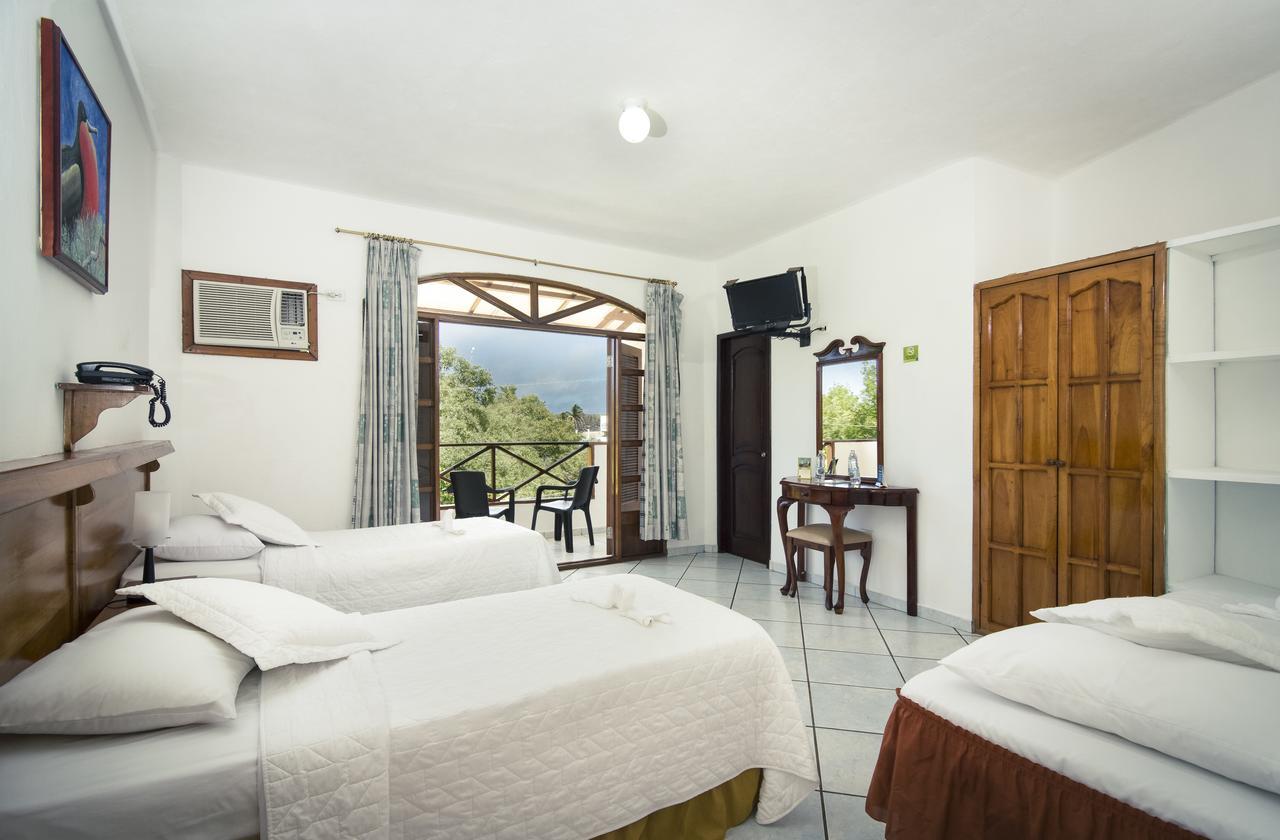 Grand Hotel Lobo De Mar Puerto Ayora  Buitenkant foto